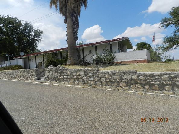 Stephen & Sue Lau Building: 1 Spring Dr, Fort Stockton, TX 79735
